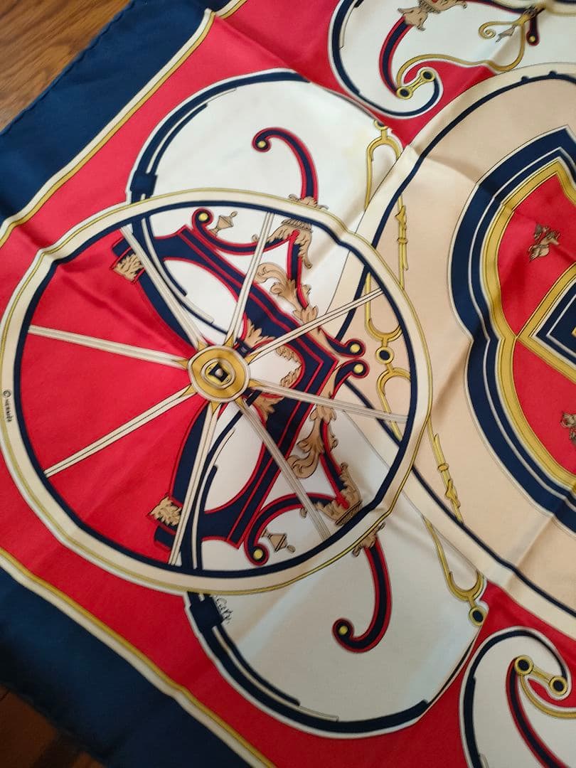 a45 HERMES　エルメス　スカーフ　シルク100