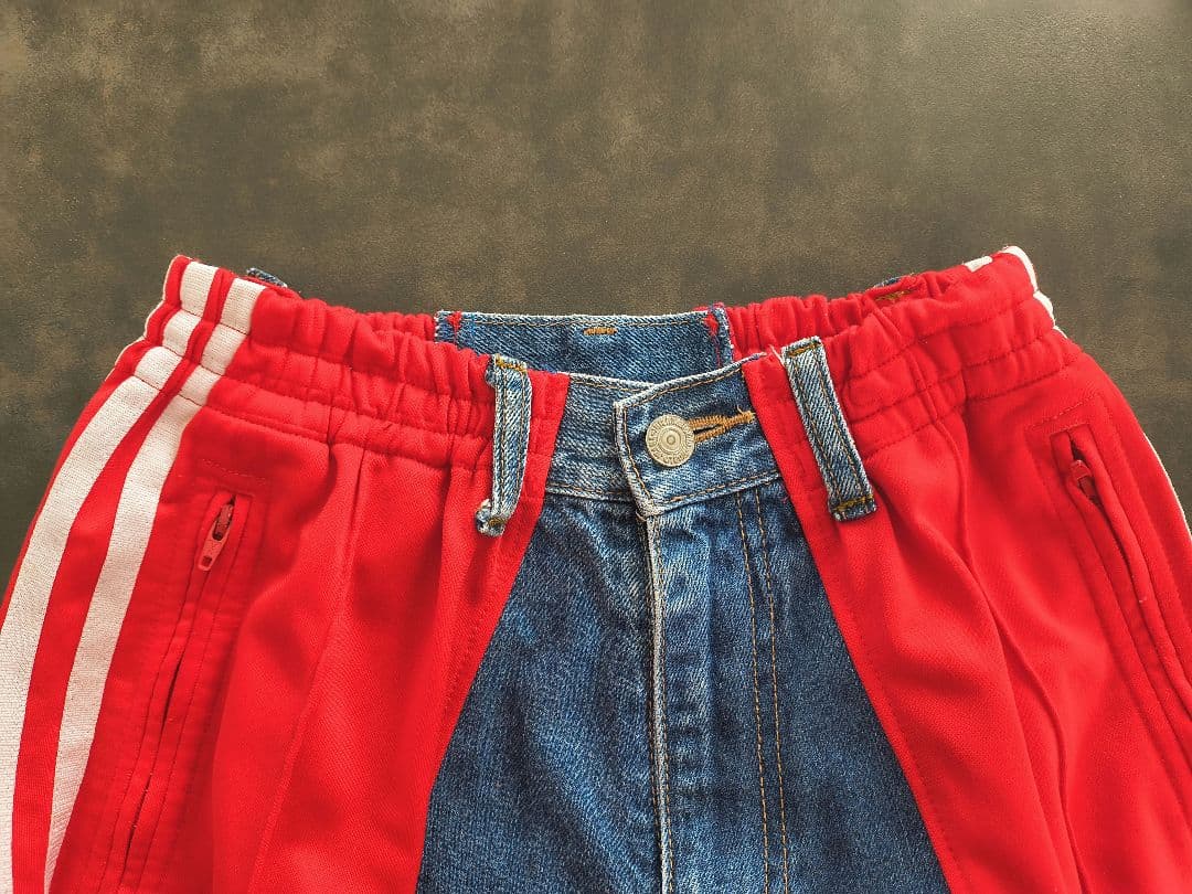 リメイク　古着　adidas GUESS bonnieux リメイクパンツ