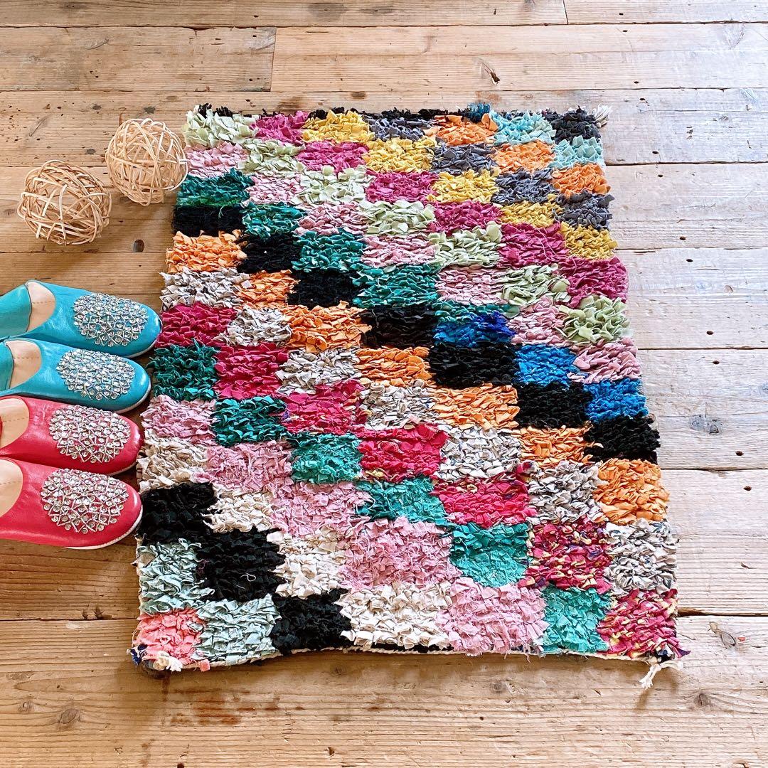 モロッコ ボシャルウィット Boucherouite ラグ カーペット①