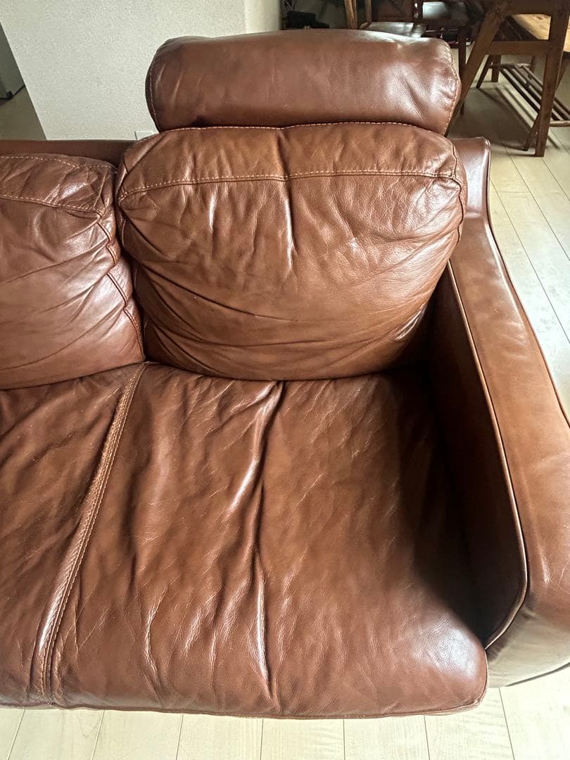 ブラウンレザー3人掛けソファ