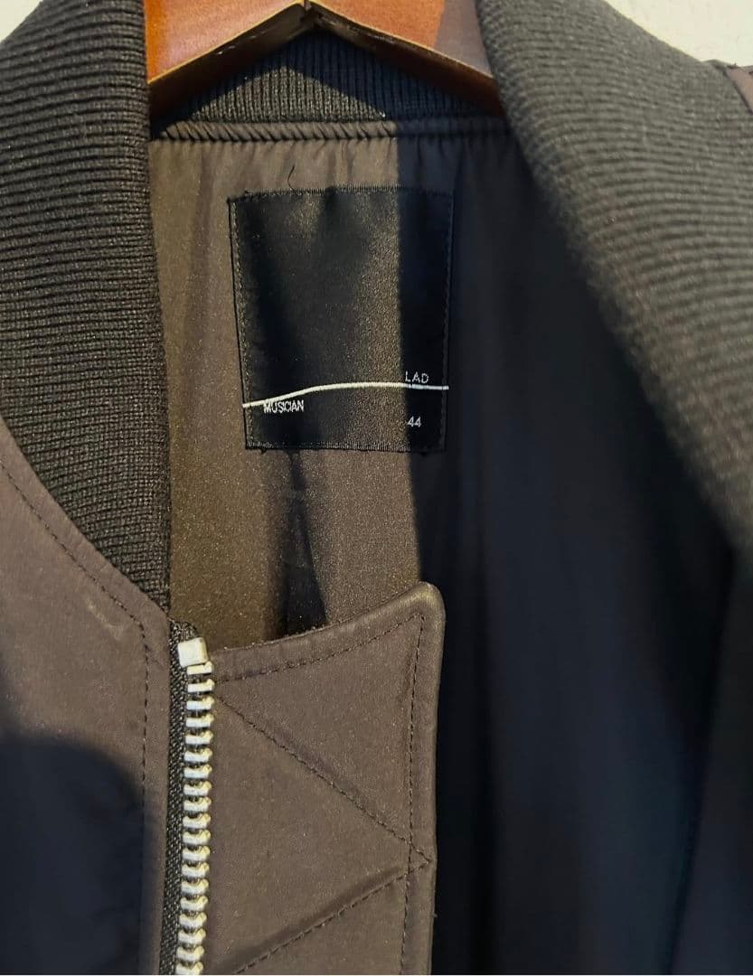 ラッドミュージシャン MA-1ジャケット