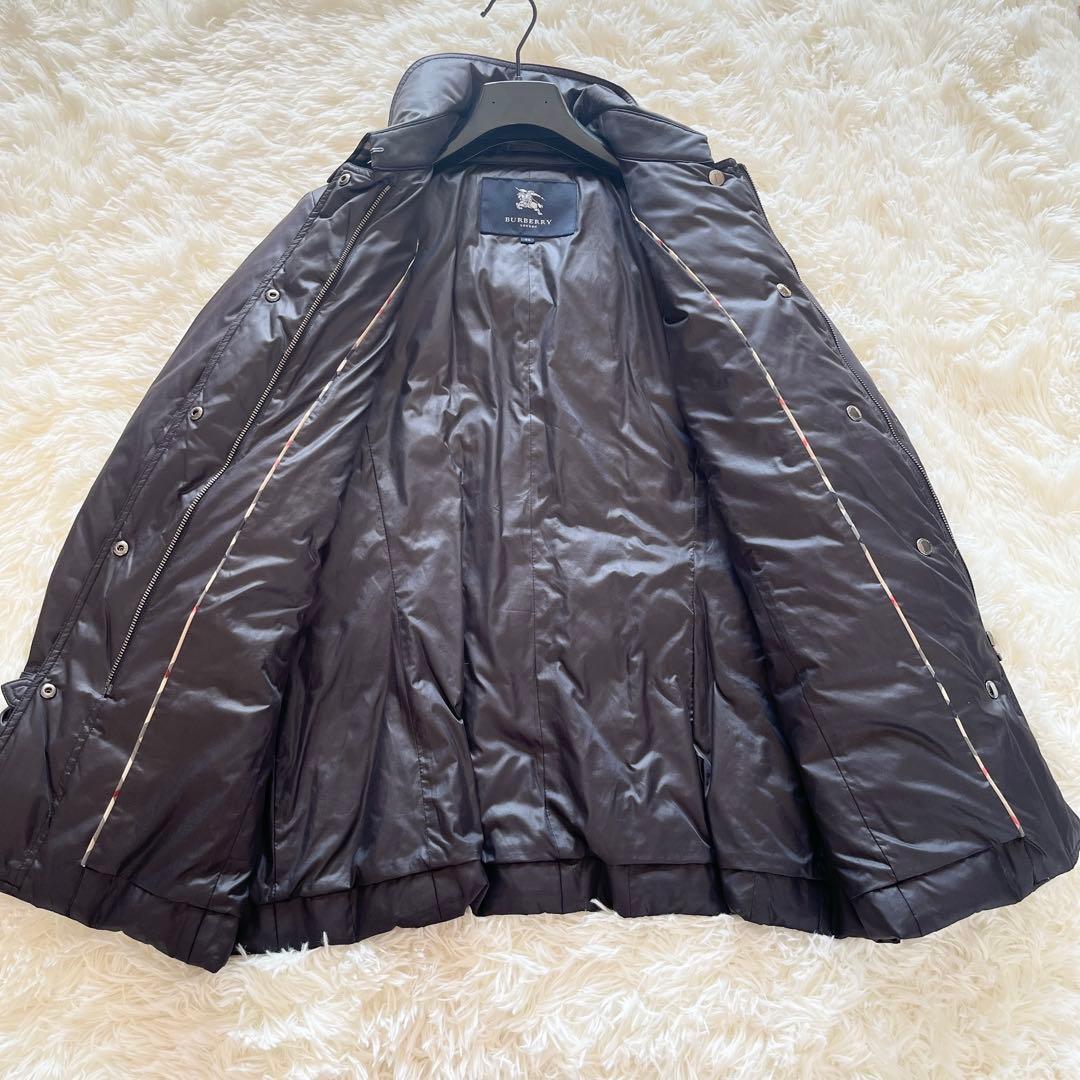 美品　大きいサイズ　バーバリー　ダウンジャケット　ノバチェック　黒