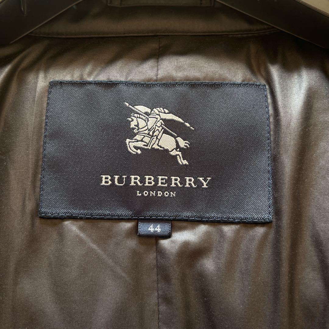 美品　大きいサイズ　バーバリー　ダウンジャケット　ノバチェック　黒