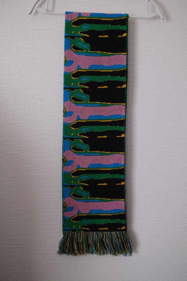 MONTMARTRE NEW YORK モンマルトルニューヨーク　マフラー