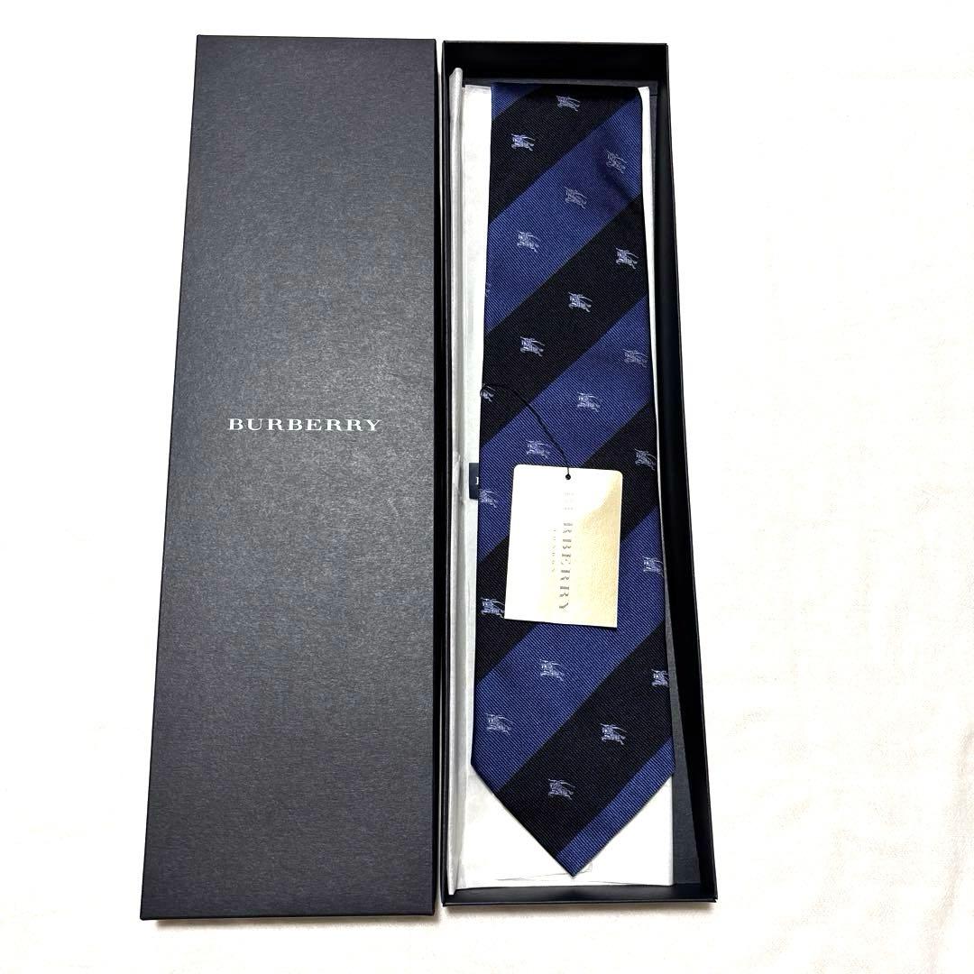 新品　バーバリー　ネクタイ　ネイビー　ストライプ　箱付　タグ付
