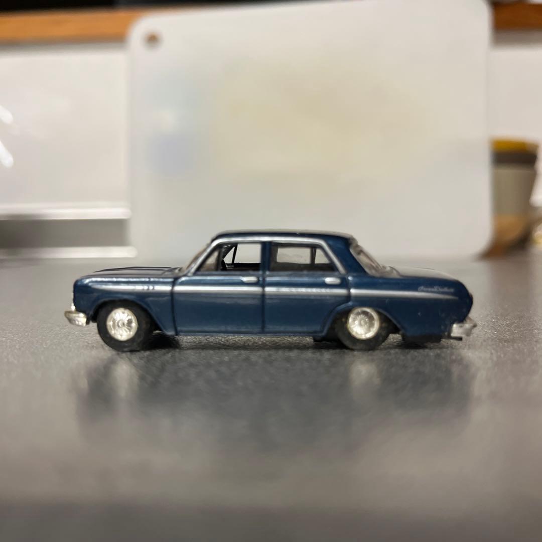 トミカ　クラウン