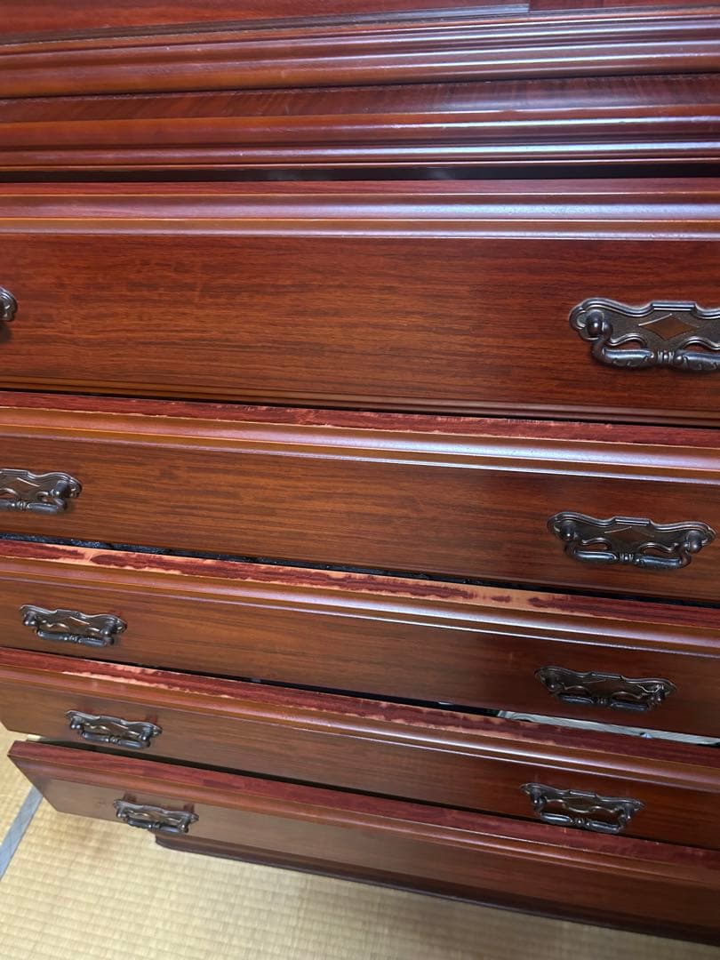 洋服ダンス　和ダンス　引き出し　ガラス戸