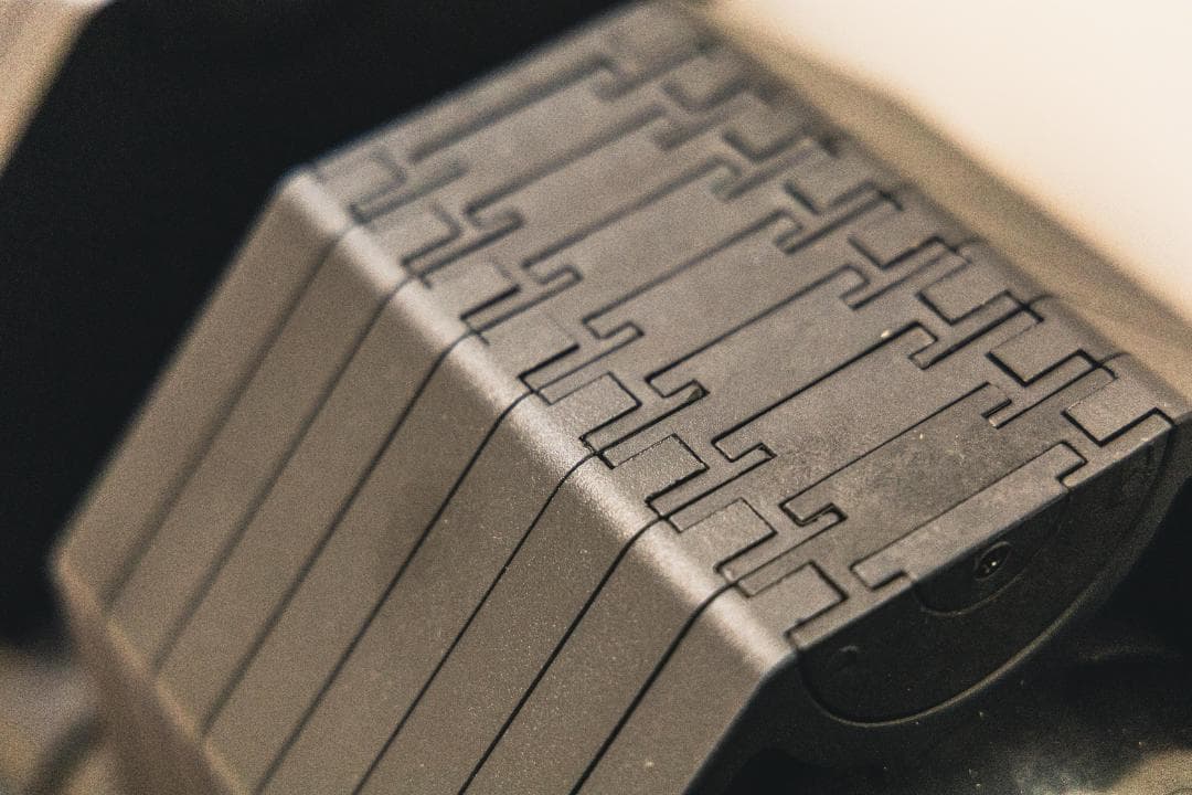 美品　アイロテック プロ　可変式　アジャスタブル　ダンベル　３２kg ×２