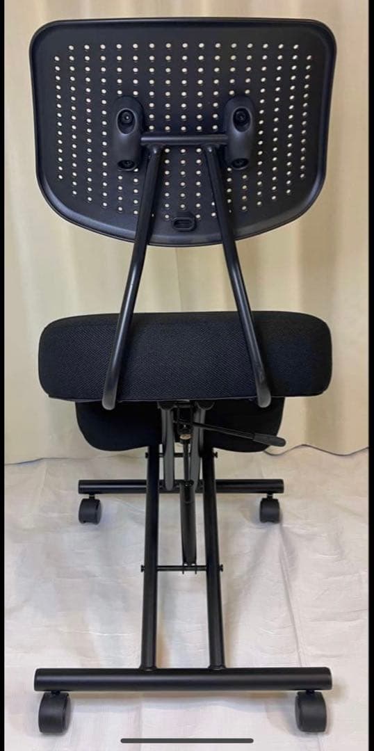 【美品】バランスチェア　背もたれ付き　SANWA SUPPLY サンワサプライ