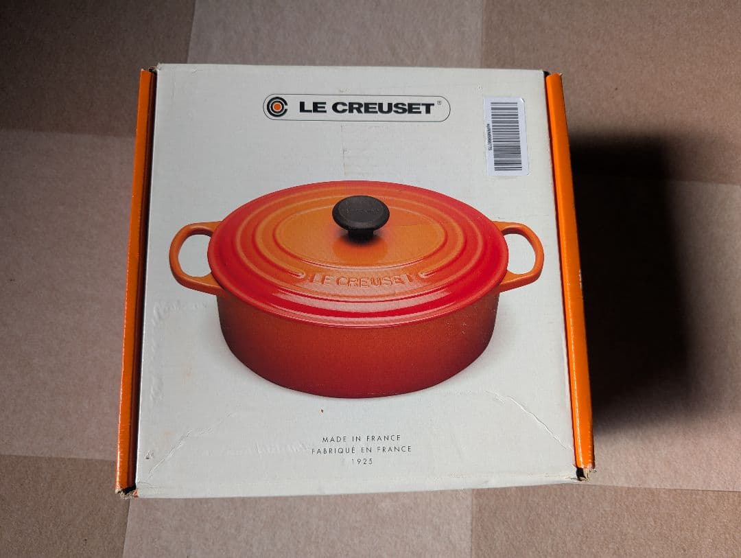 ル・クルーゼ シグニチャー ココット・オーバル 27 cm チェリーレッド