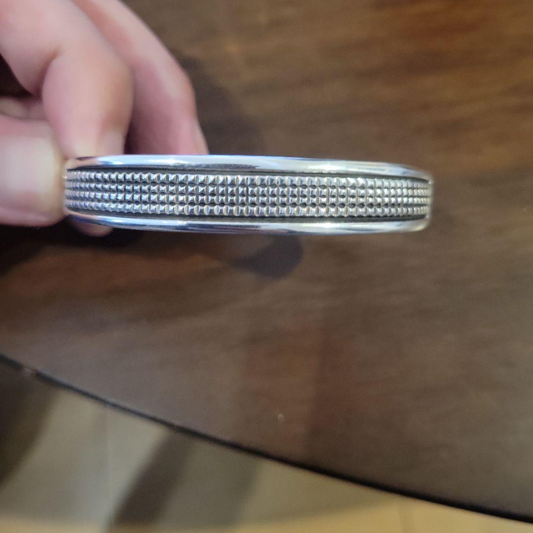 ナバホ族 Bruce Morgan スタンプワーク バングル