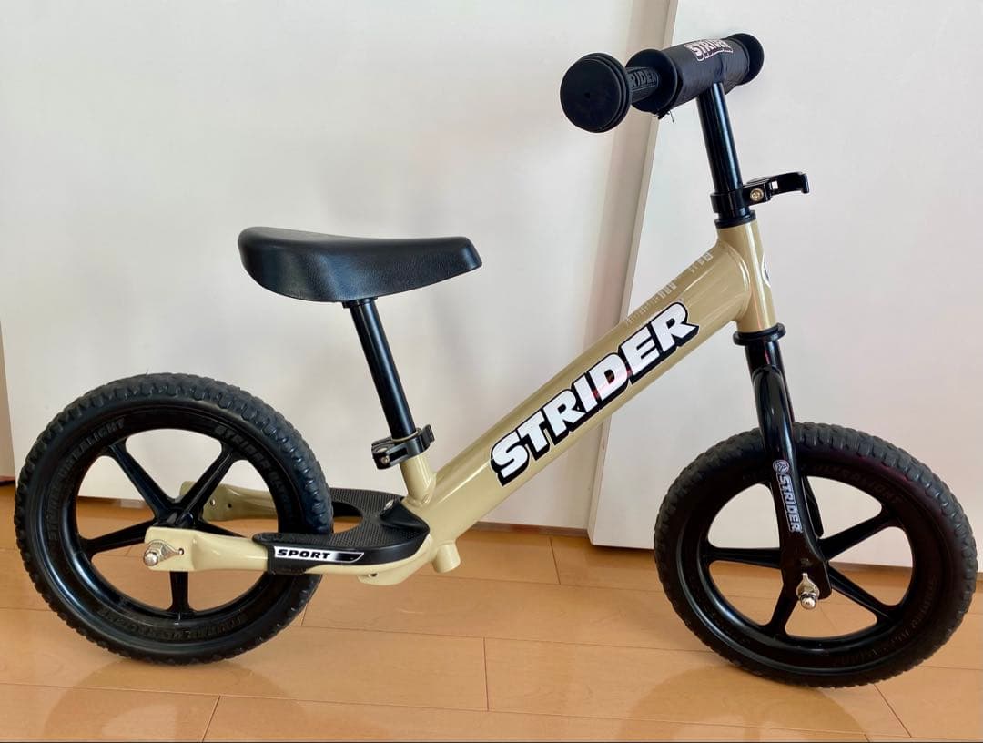STRIDER 12インチ　スポーツモデル　サファリ