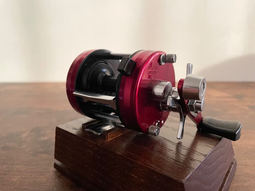 ABU Ambassadeur 2500C アブ アンバサダー レッド RED