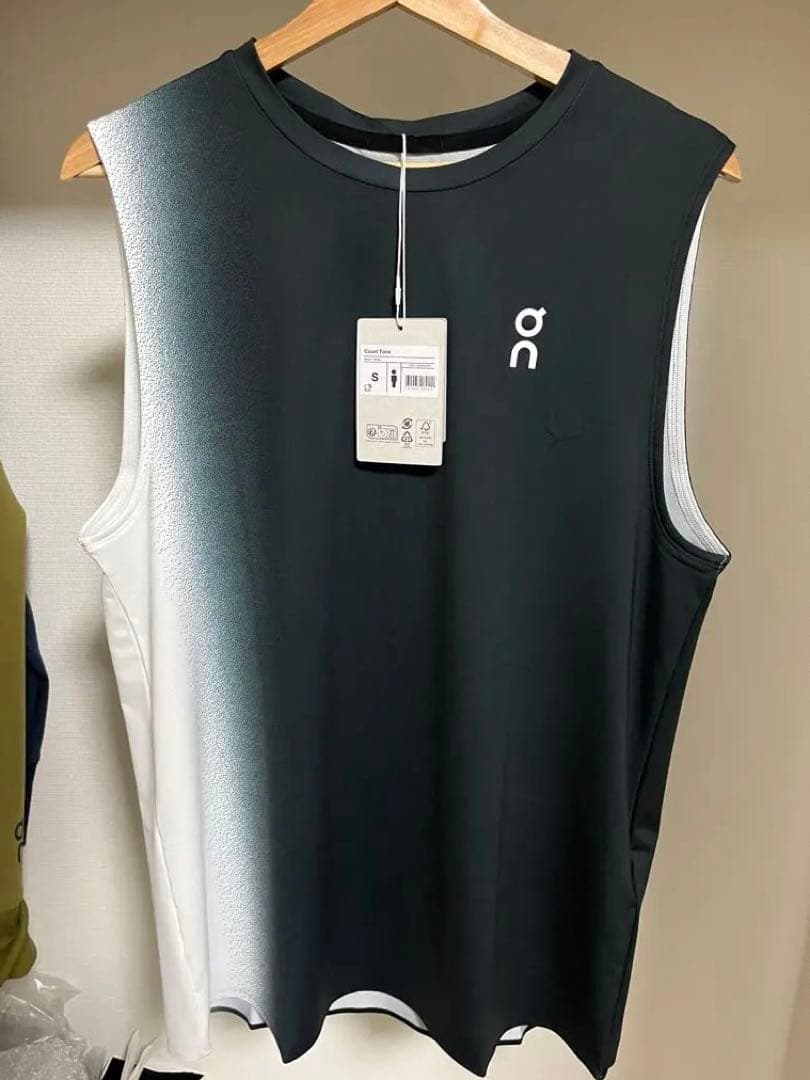 On オン Court Tank 新品未使用