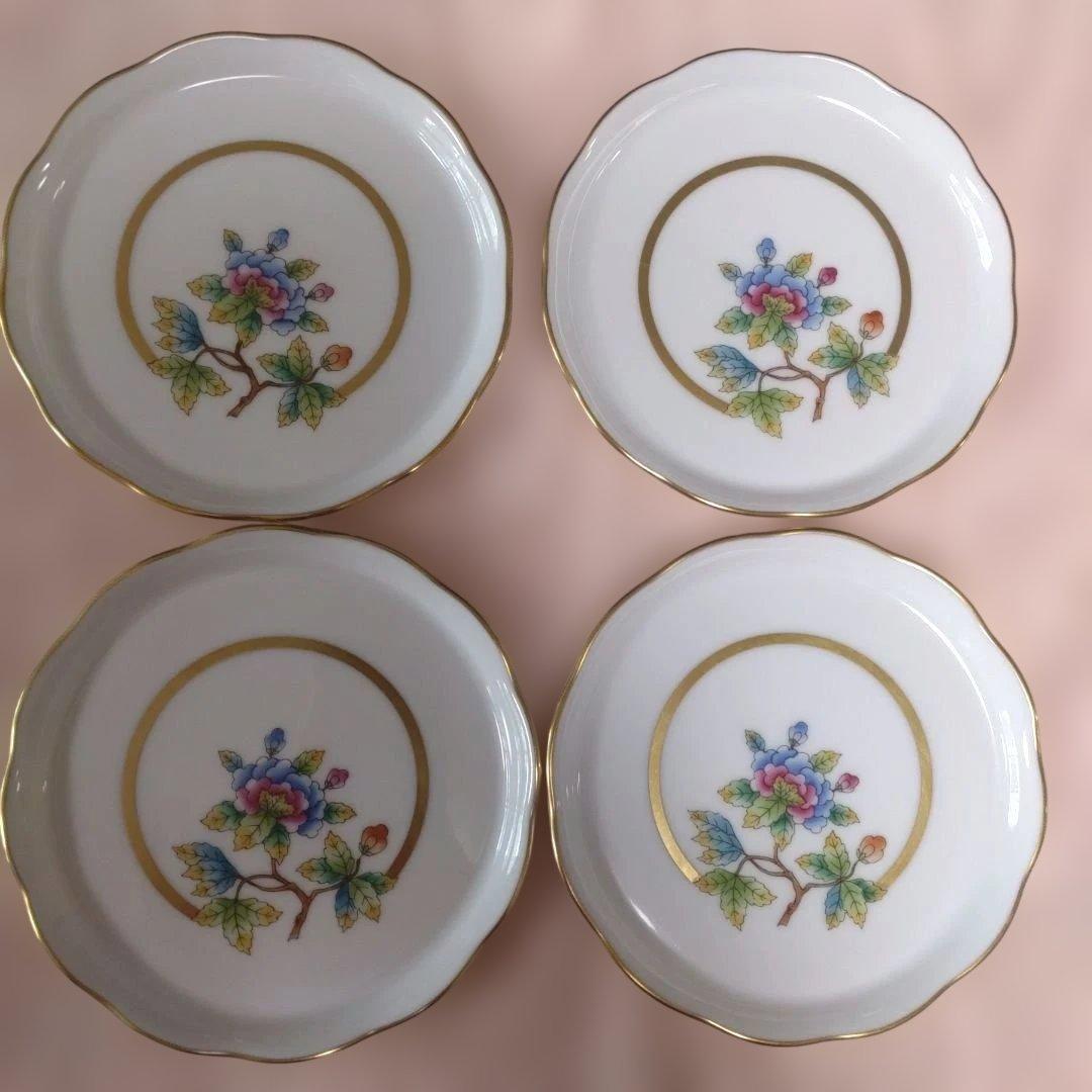 HEREND　ミニプレート　４個です。