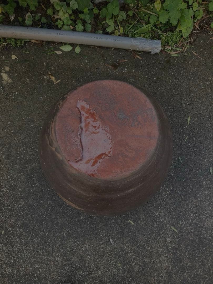 【古民具】大型 渋い黒釉 、ダークブラウン陶器の甕/壺 高さ50cm メダカ鉢