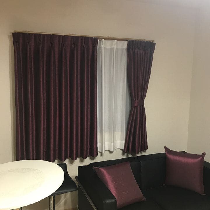 高機能カーテン(紫外線カット)×8枚＋クッション×2個