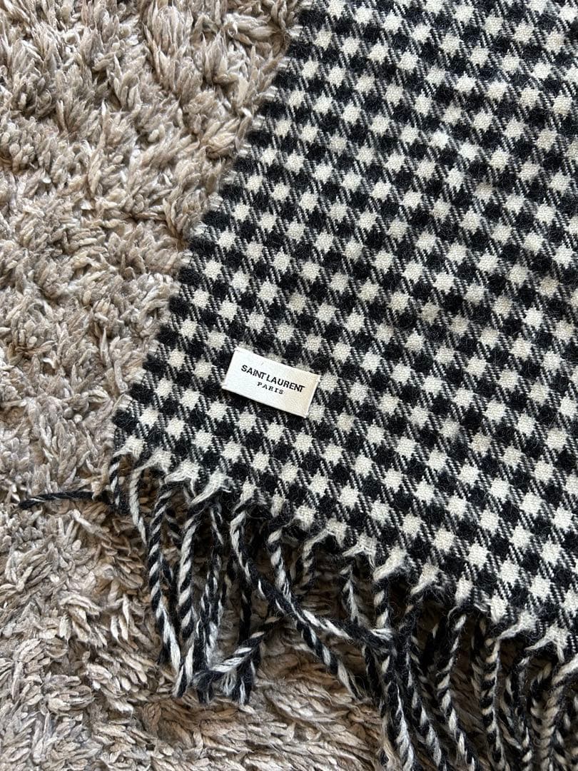 サンローラン パリ ロゴ　プレート　チェック柄 フリンジ マフラー ストール