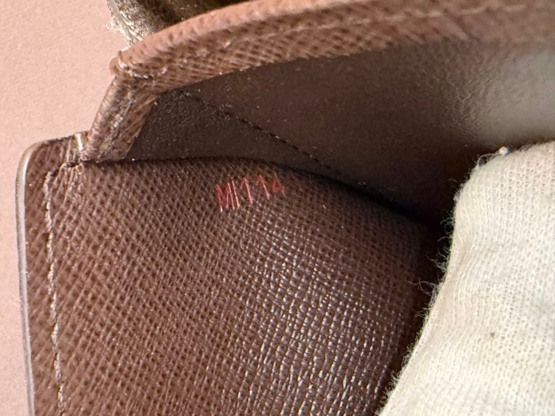 LOUIS VUITTON ダミエ がま口二つ折り財布