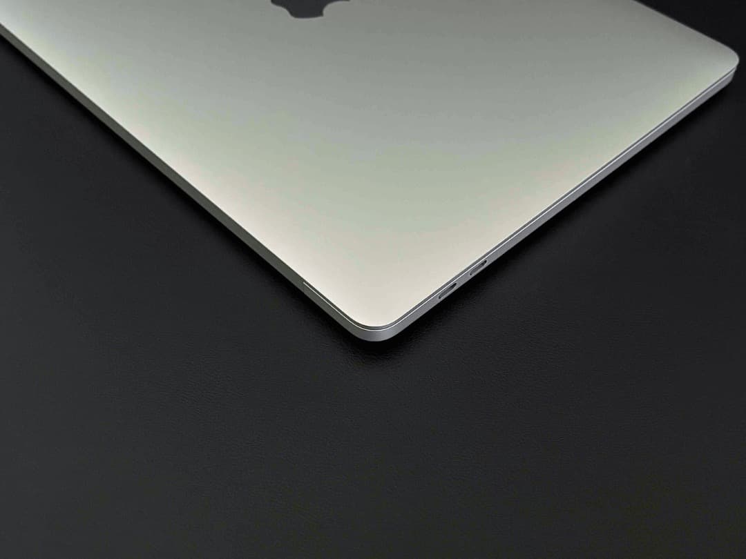 【美品】MacBook Pro 13.3㌅ M1 2020 16GB 512GB