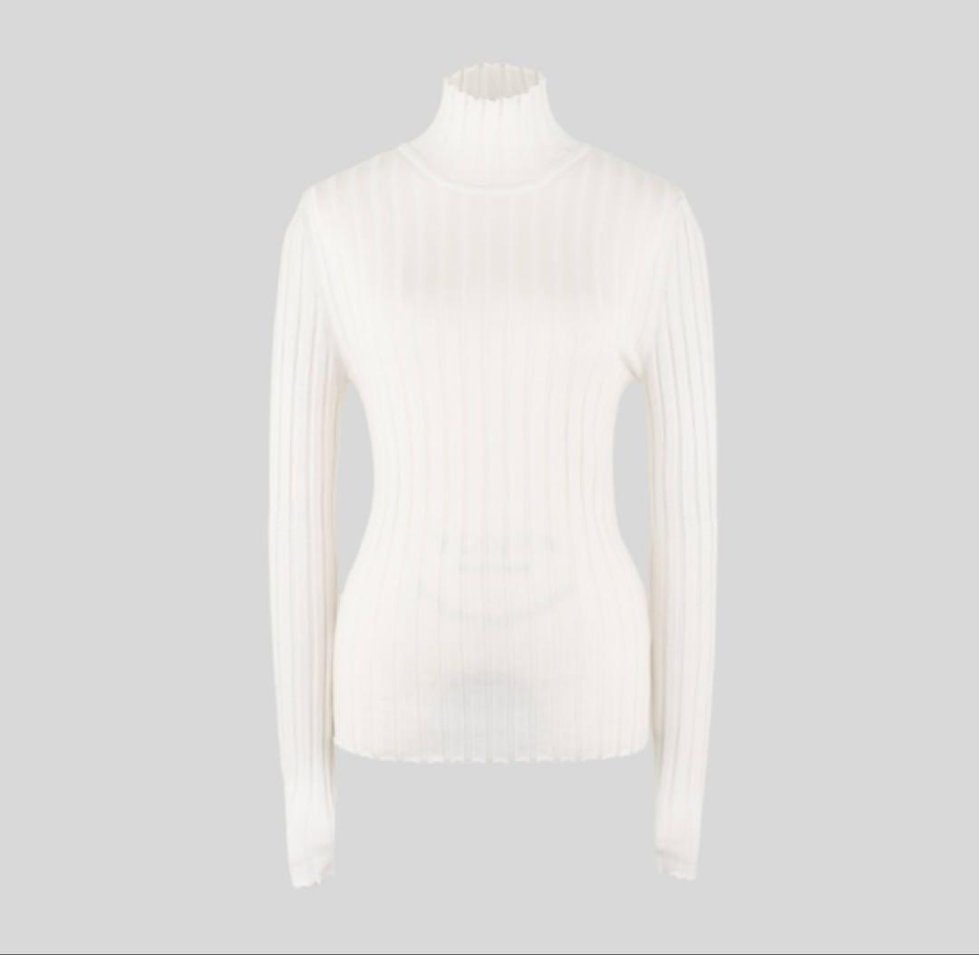 試着のみ　25AW YONFA コットンカシミヤリブタートル　ホワイト