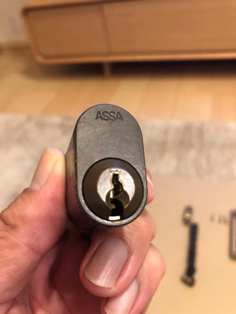 装飾的な金属製ドアハンドルセット　アンティーク　真鍮