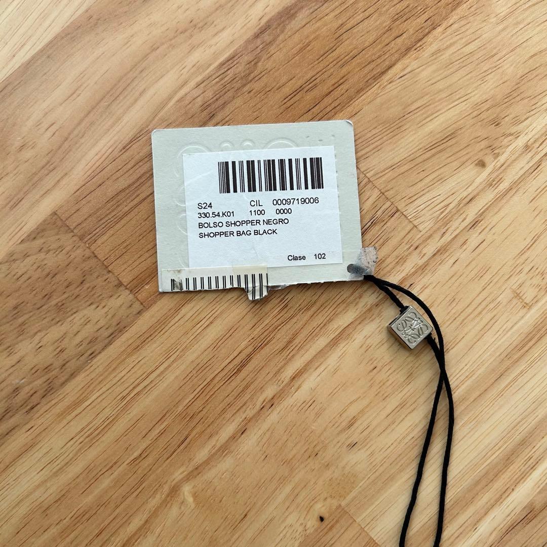 LOEWE ブラックレザートートバッグ