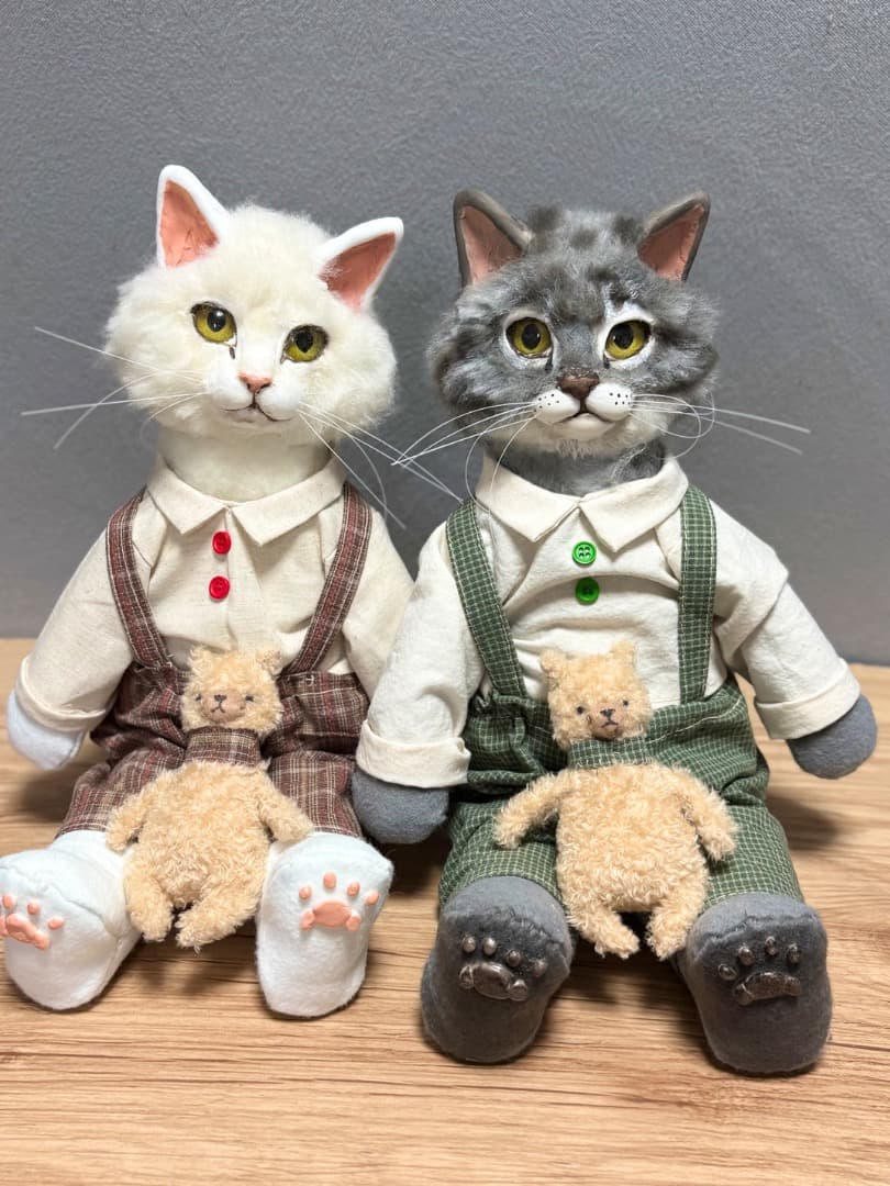 A 仲良し2匹のアートドール　【ハンドメイド】猫　ぬいぐるみ　羊毛フェルト