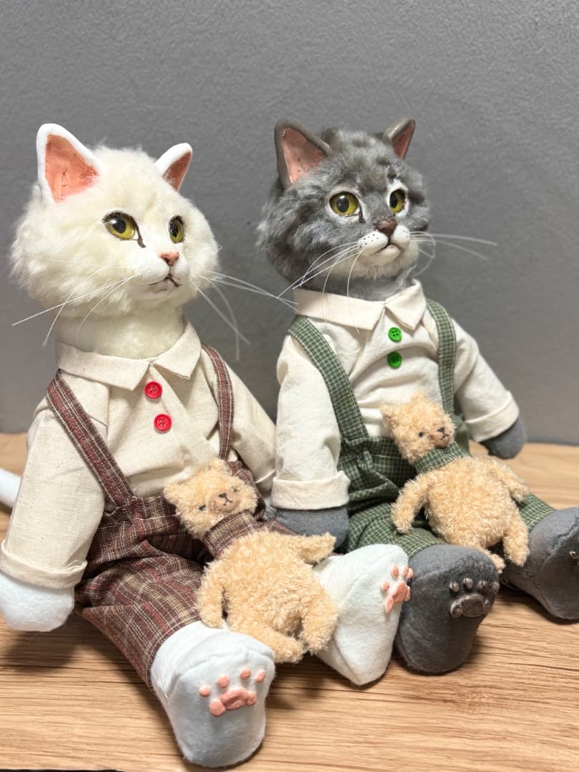 A 仲良し2匹のアートドール　【ハンドメイド】猫　ぬいぐるみ　羊毛フェルト