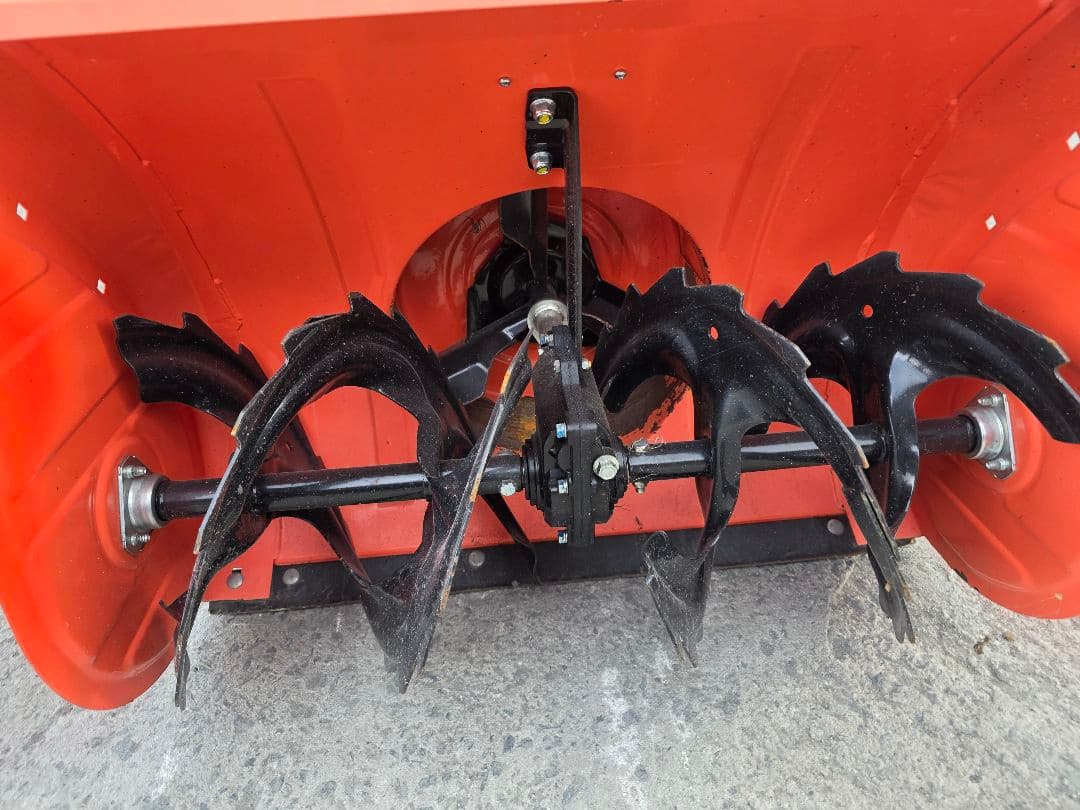 KOSHIN 除雪機 キャタピラ式　セル付き