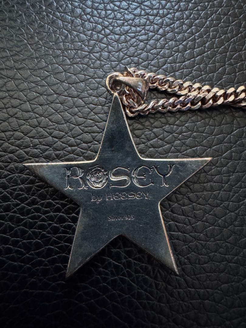 HEESEY ROSEY ネックレス