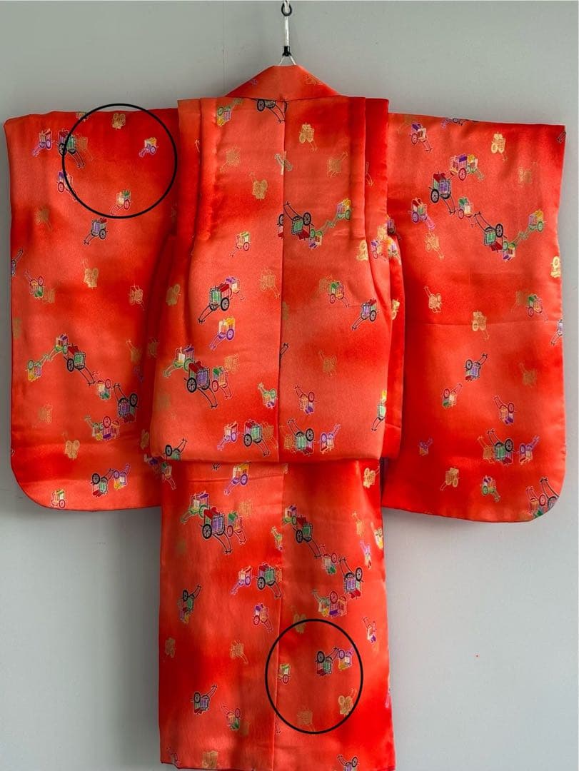 フルセット　七五三３歳女の子　きもの　被布　赤　御所車　長襦袢付　小物　7049