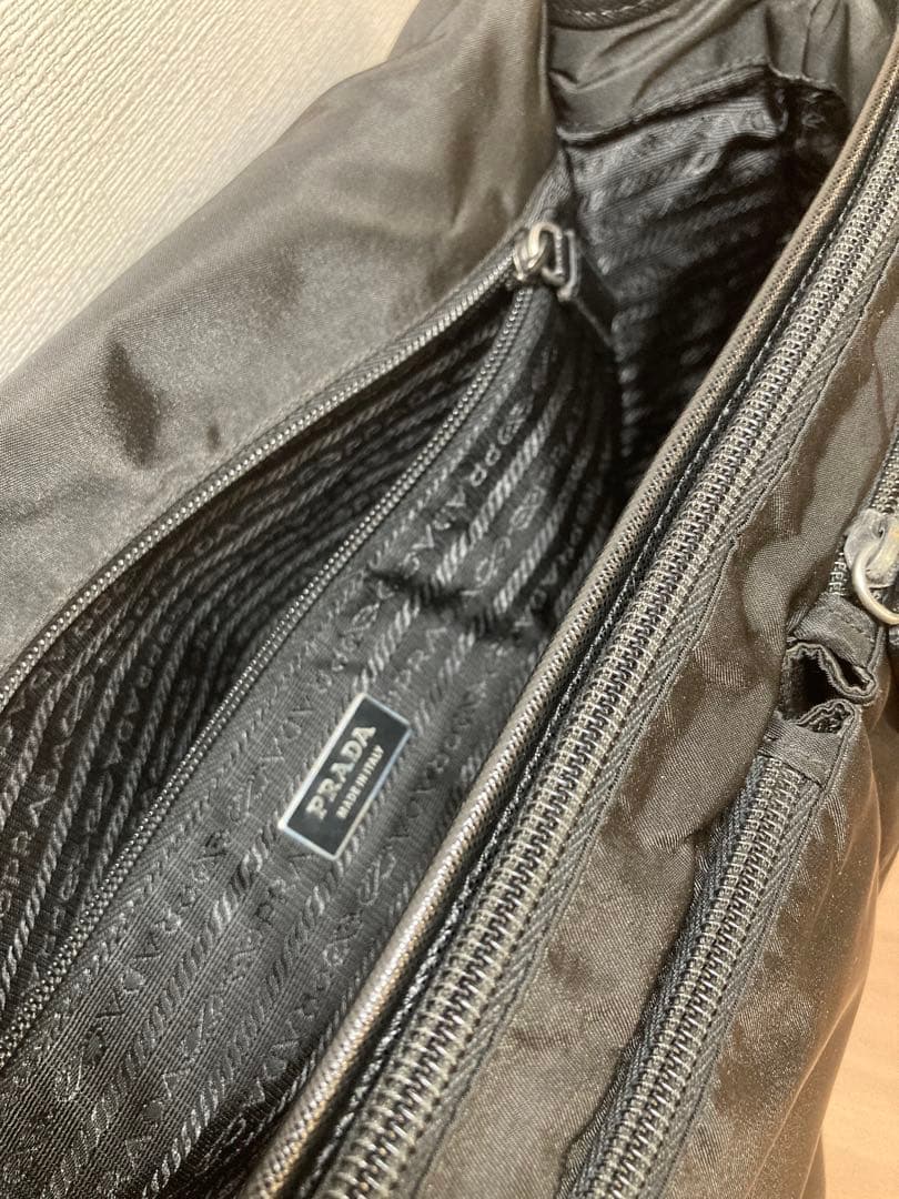 美品★PRADA★プラダ★メッセンジャーバッグ ★サフィアーノ×ナイロン★