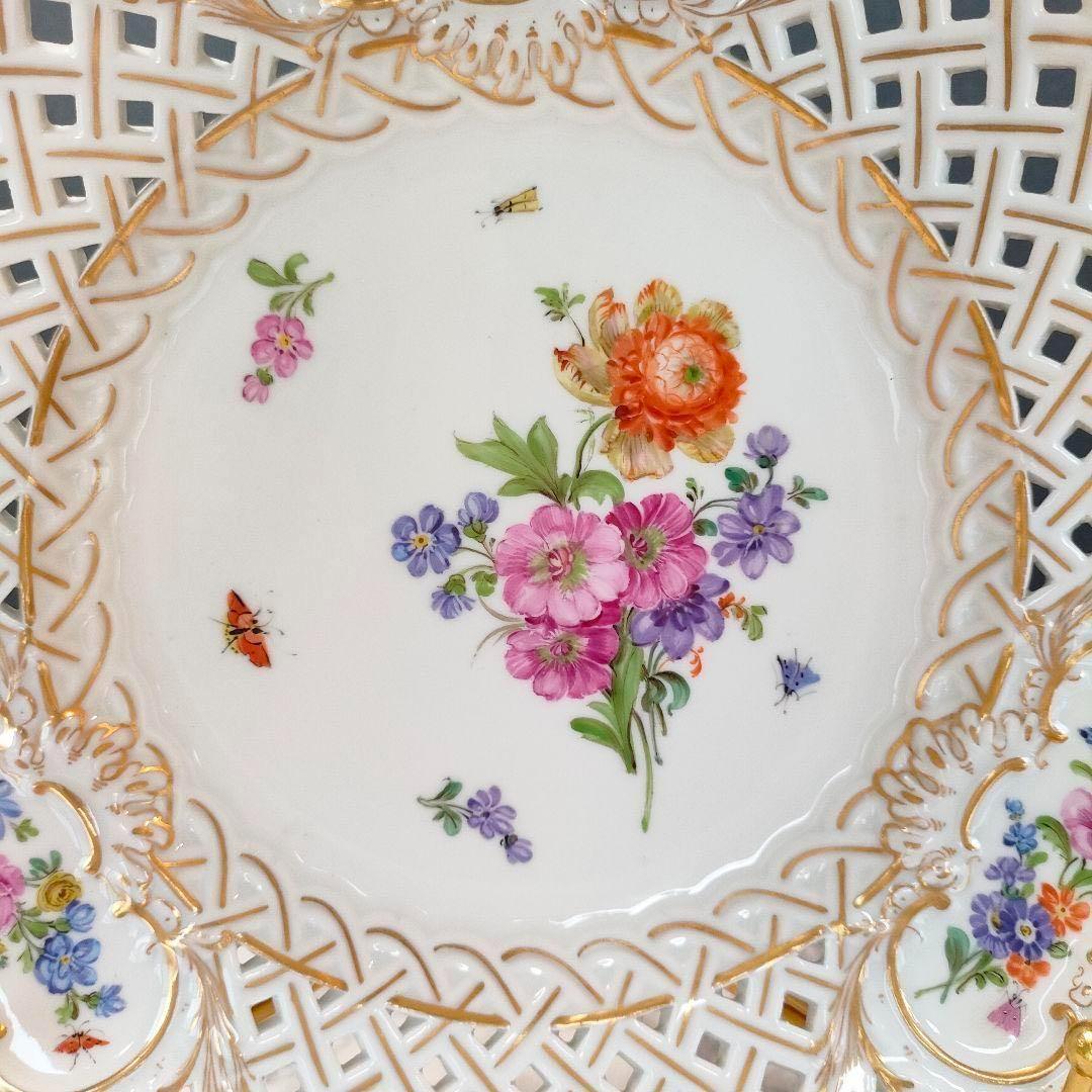 24㎝★マイセン 美品 透かしプレート ピンクローズ 昆虫 金彩 ピアスエッジ