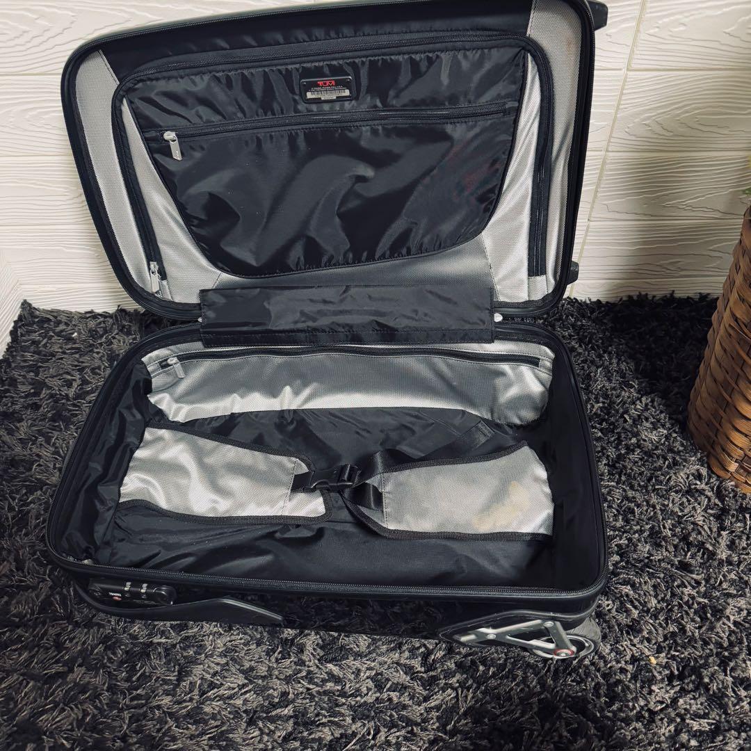 K*o様 TUMI × DUCATI クアトロポルテ 2輪スーツケース キャリー