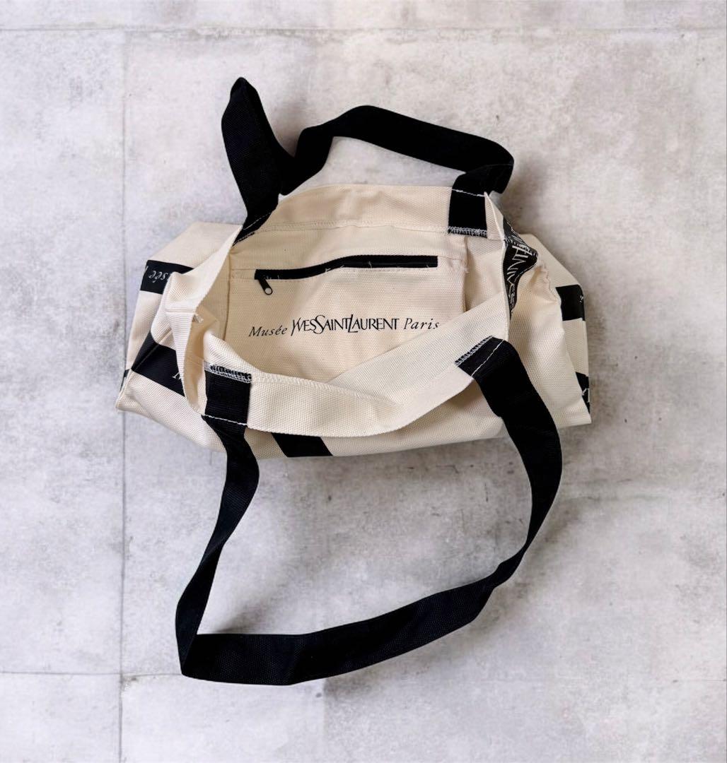 P*o様 イブ•サンローラン　パリ美術館限定トートバッグ　新品•未使用