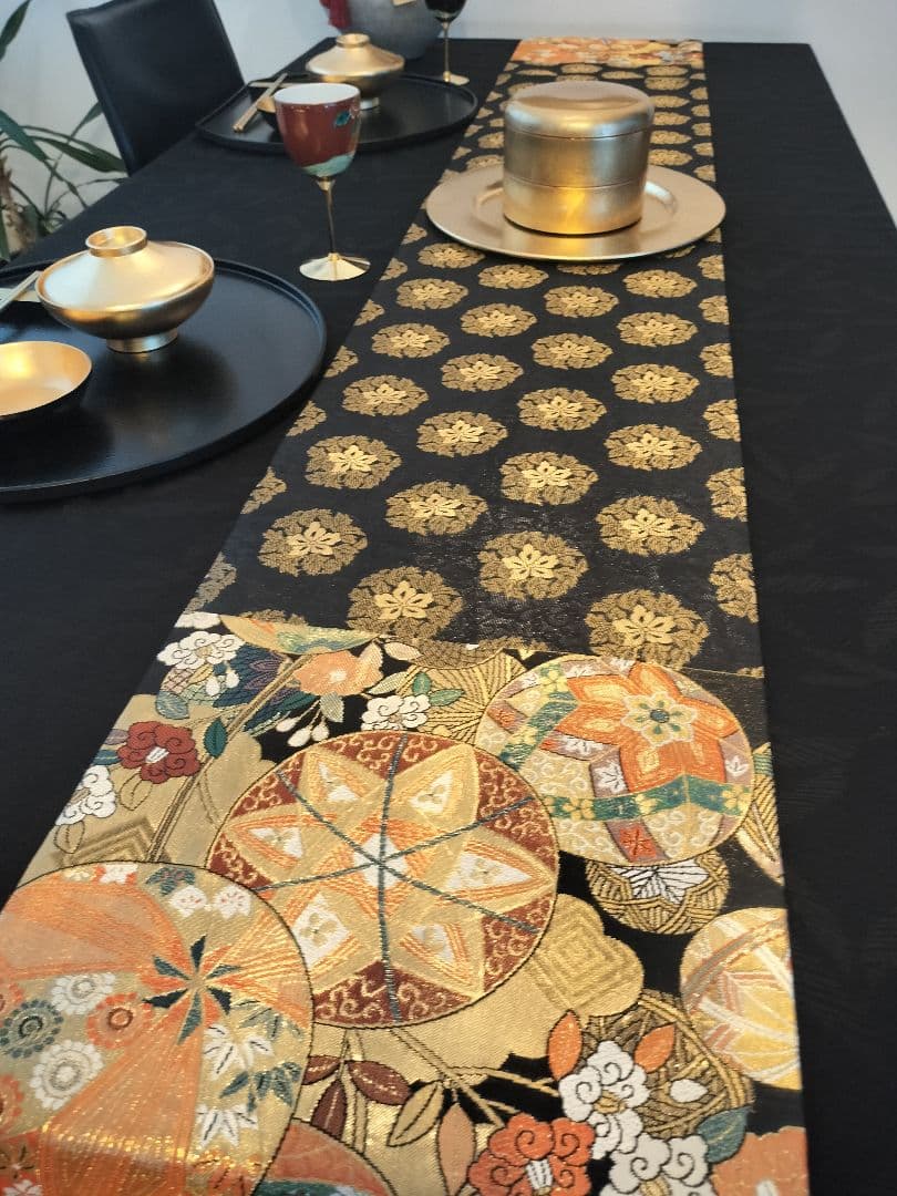 A745高級‼️ひな祭り‼️手毬模様‼️袋帯テーブルランナー2m16cm