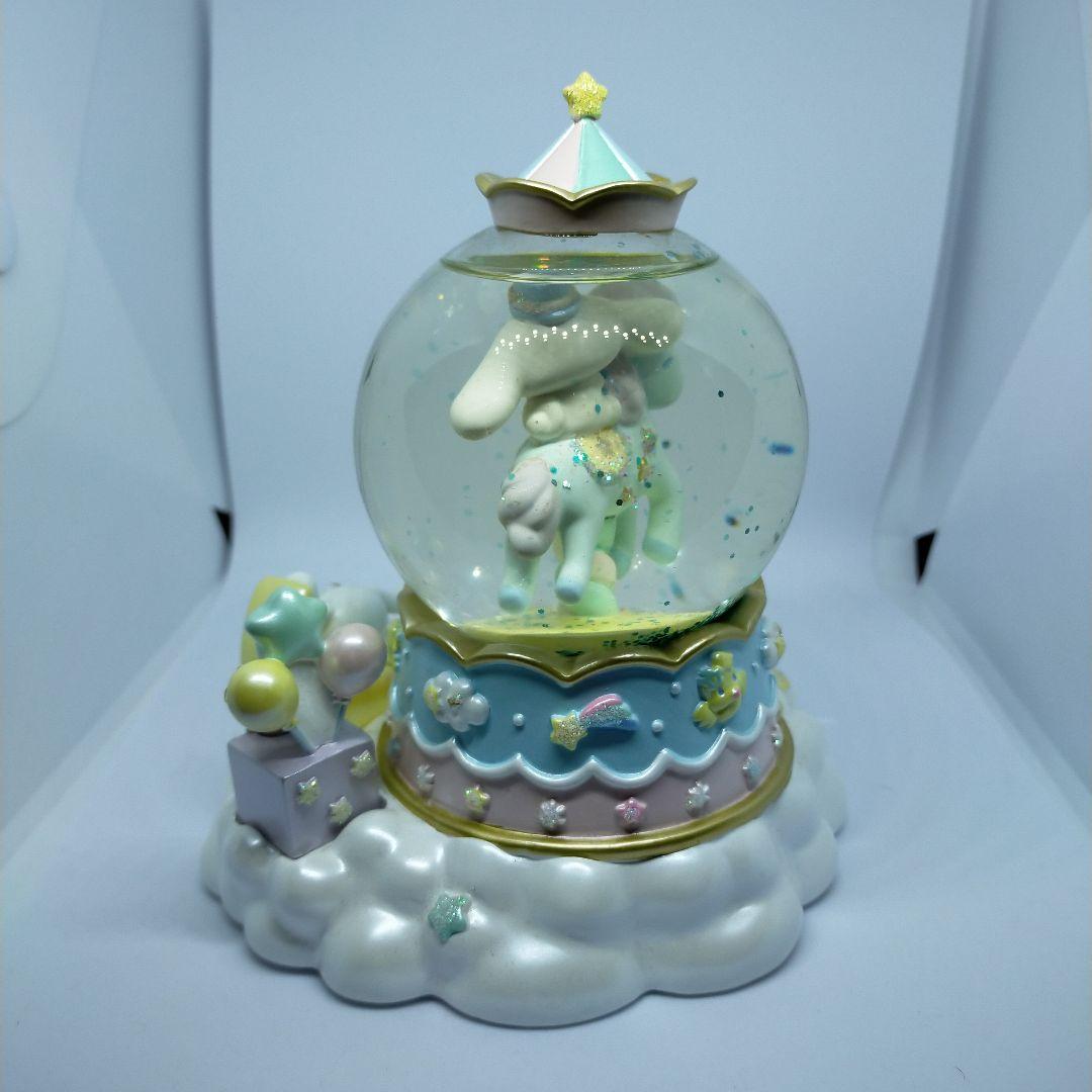 Lシナモロール 光るスノーグローブ スノードーム 2021