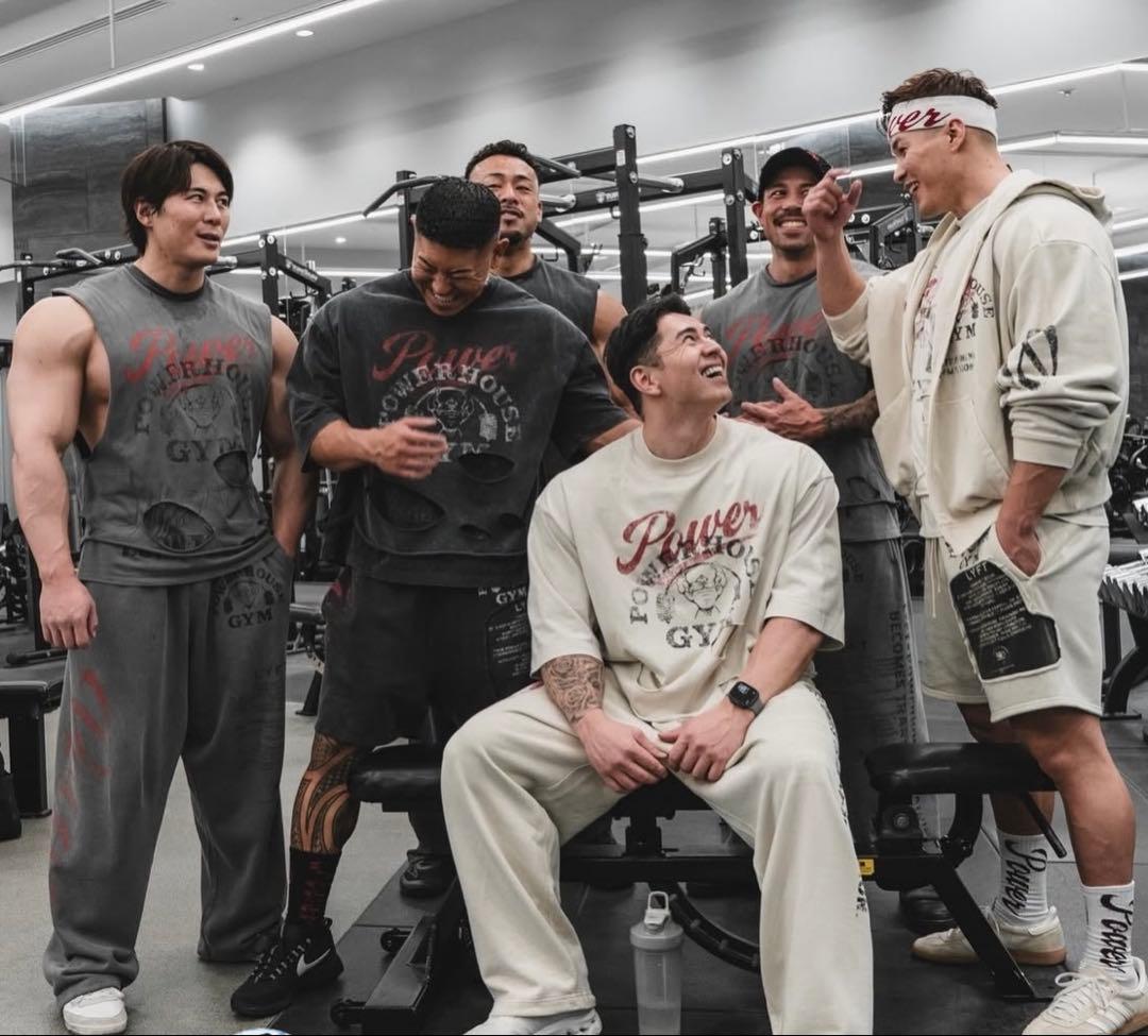 LÝFT × POWER HOUSE GYM パーカー　パンツセット　Lサイズ