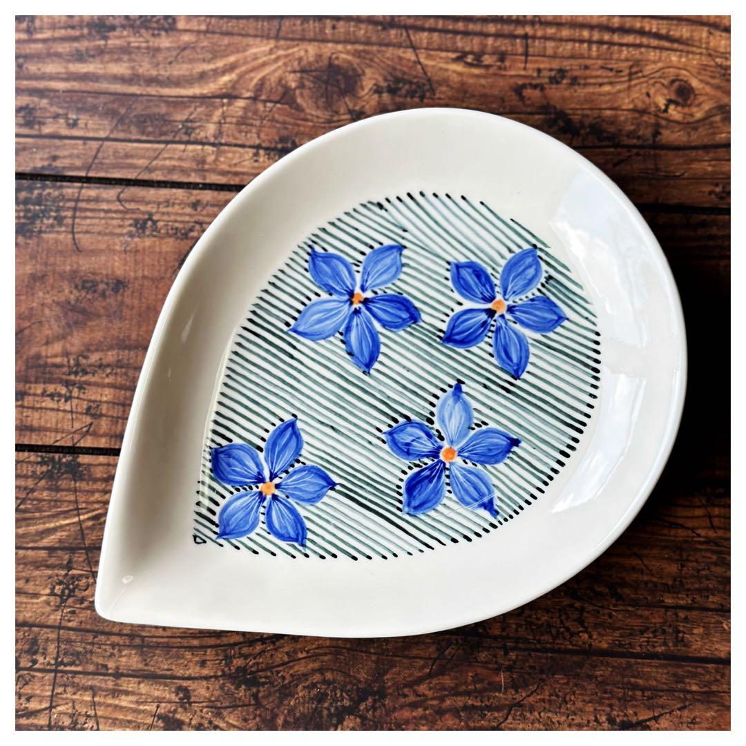 ベトナム バッチャン焼き 新品 雫型のプレート皿ほか