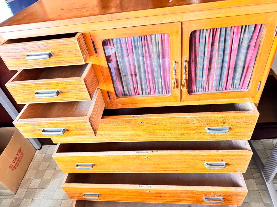 レトロ木製収納キャビネット 7引き出し