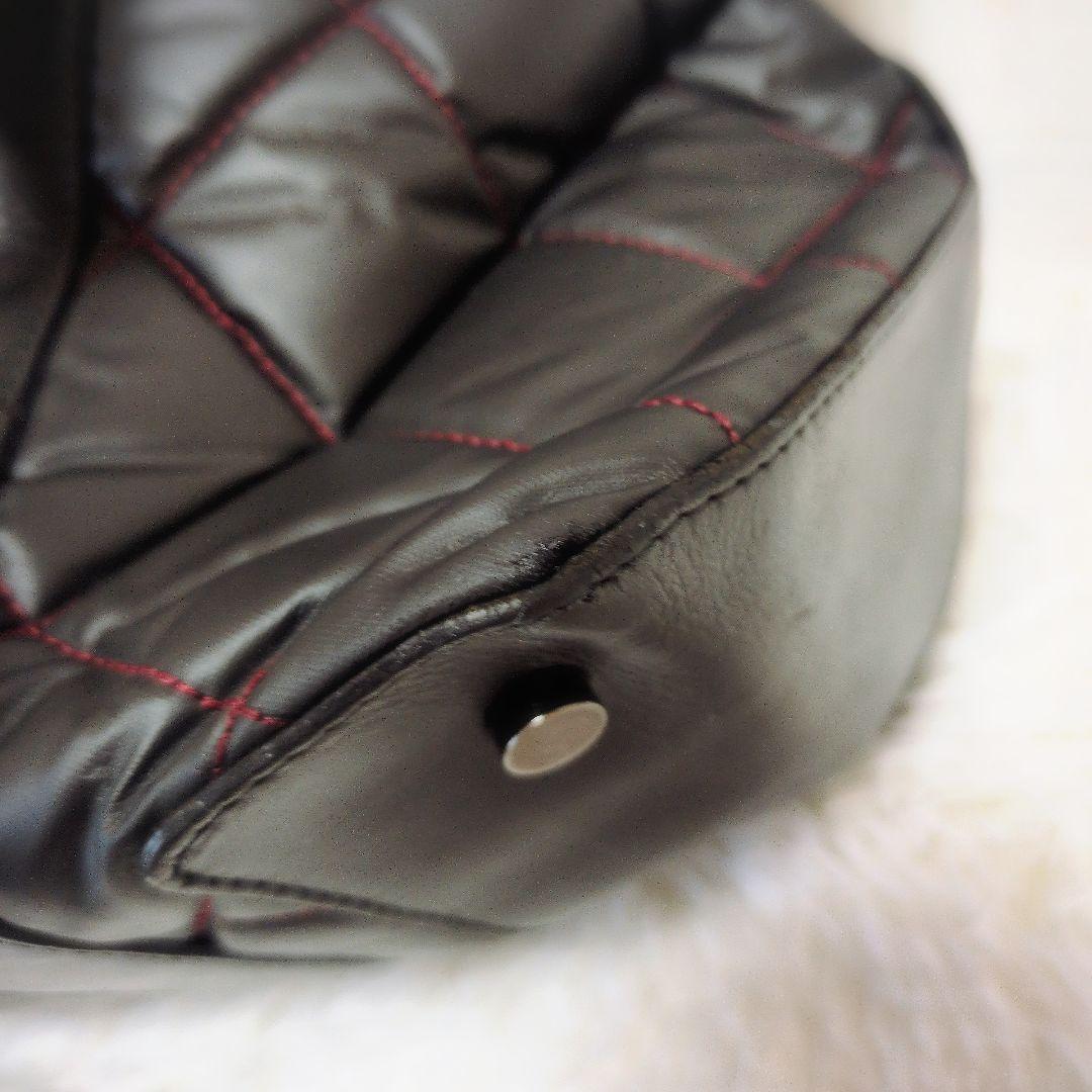 Hunting World 黒×赤糸 キルティング×革 大き目バッグ