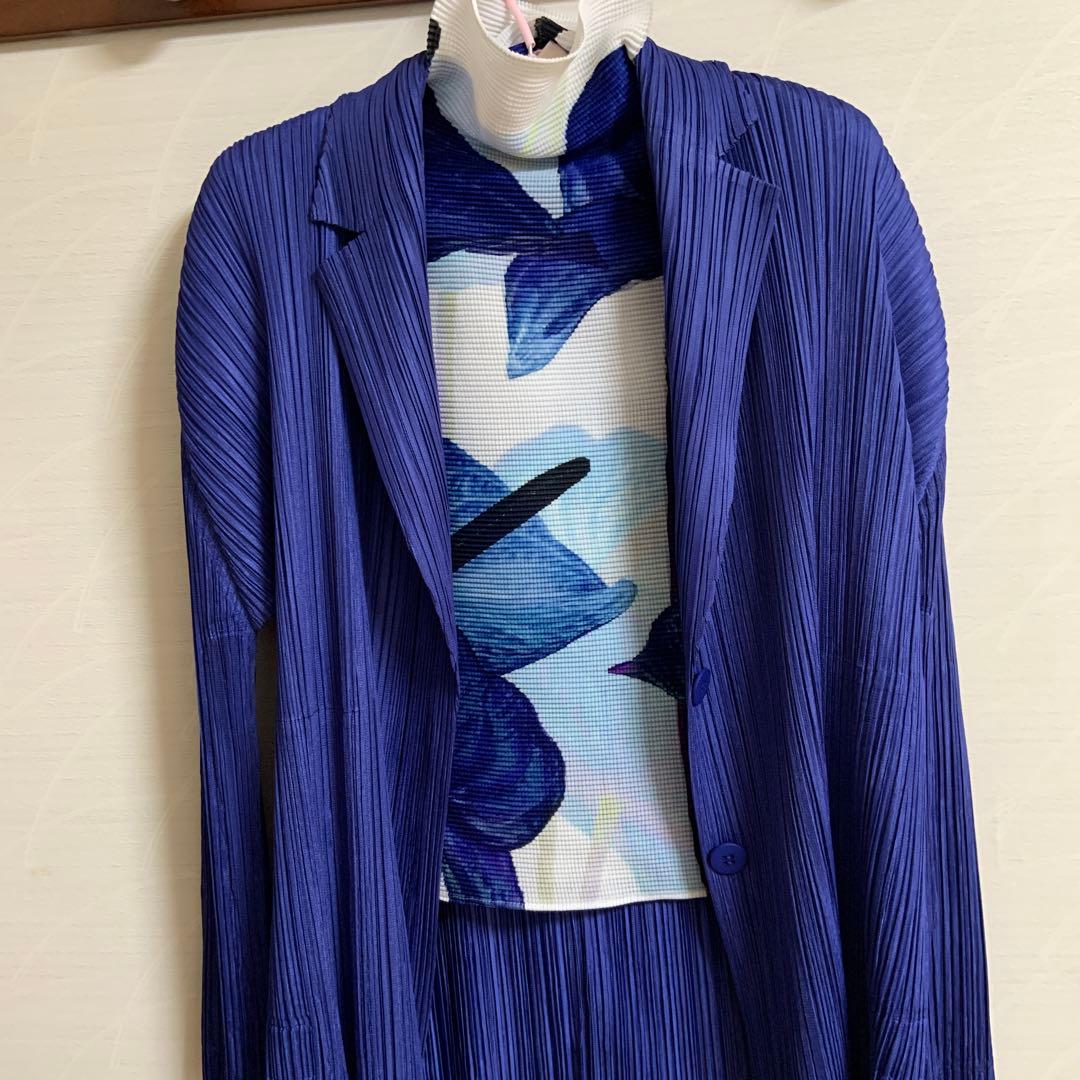 まなふぃ。【未使用品】イッセイミヤケme素敵なトップス