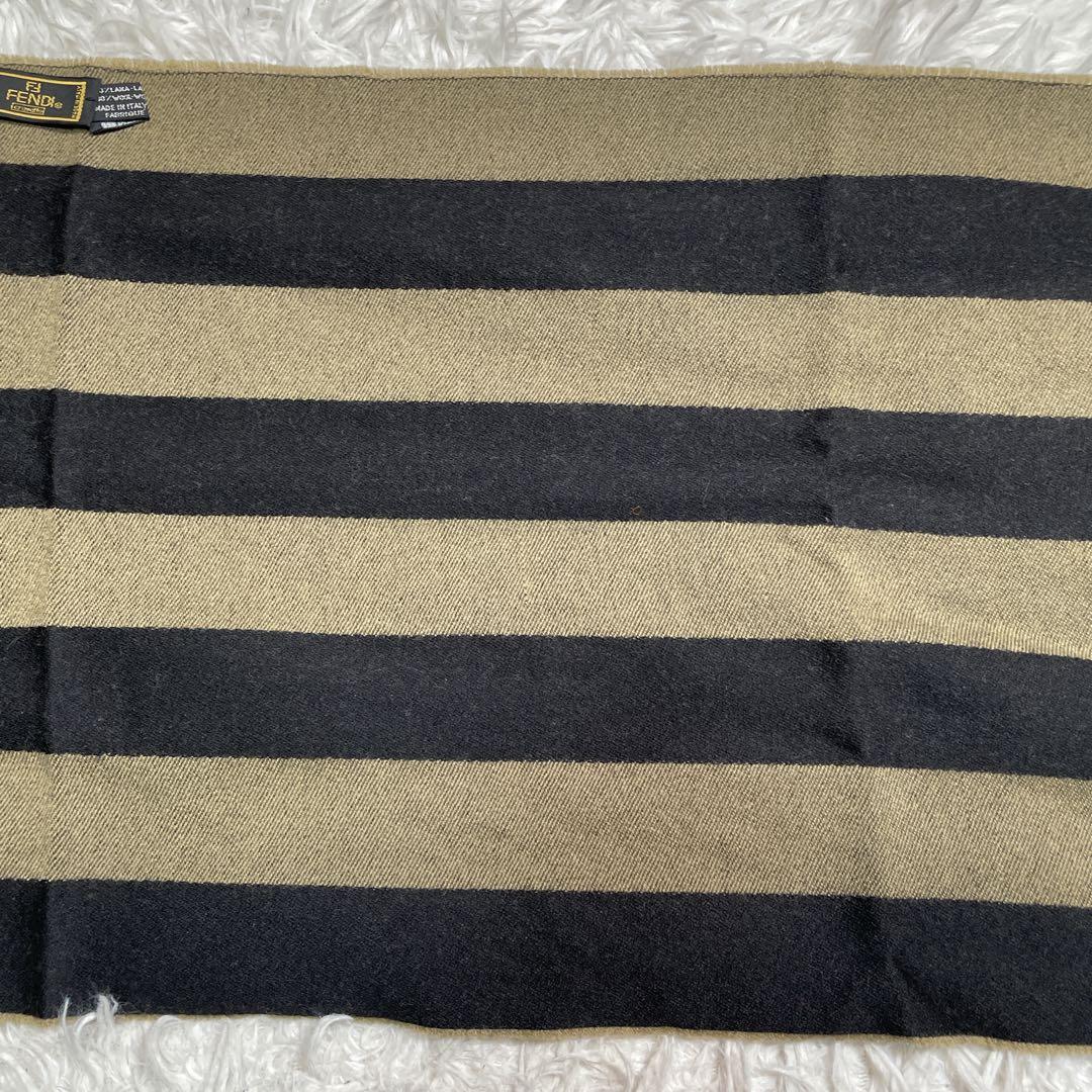 美品　フェンディ　ズッカ柄　マフラー　ウール100% イタリア製