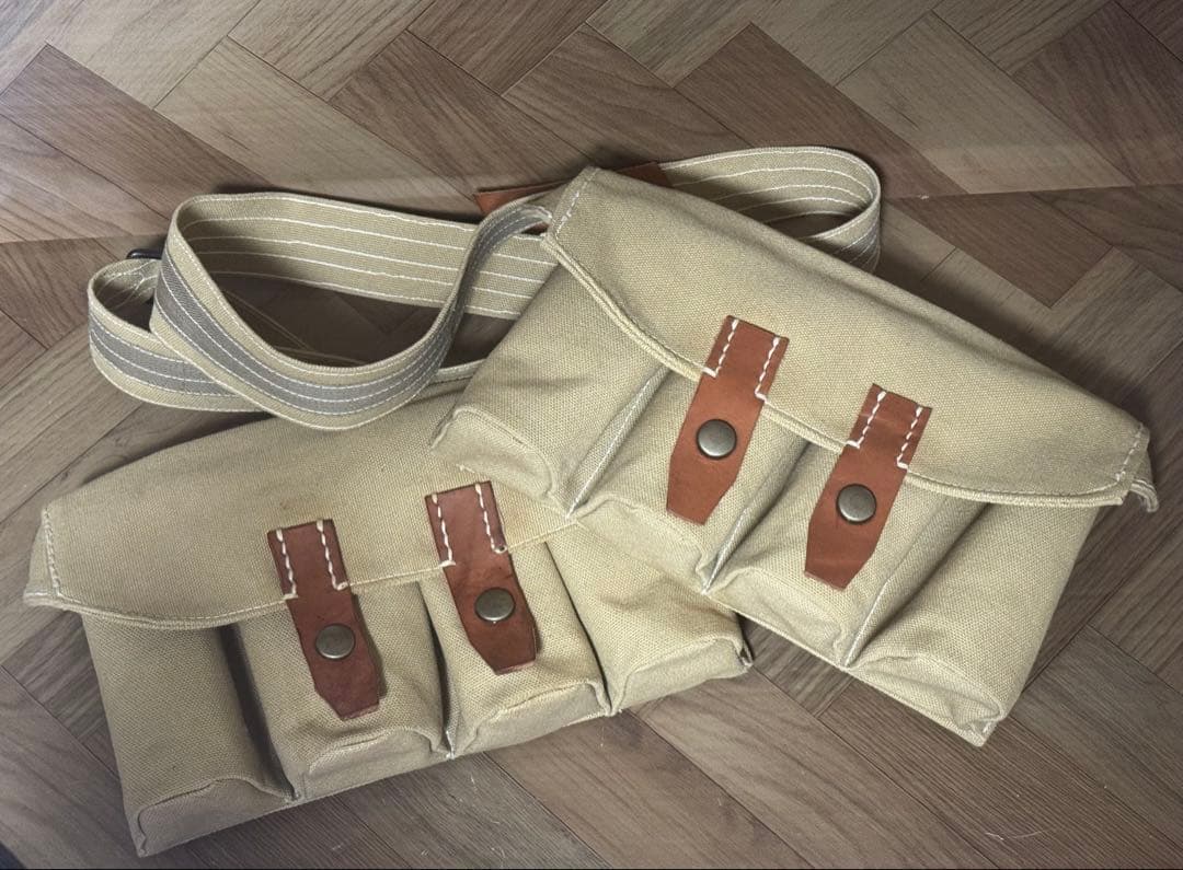 日本軍陸軍海軍　精巧複製　八九式重擲弾筒弾入れ(弾薬嚢)