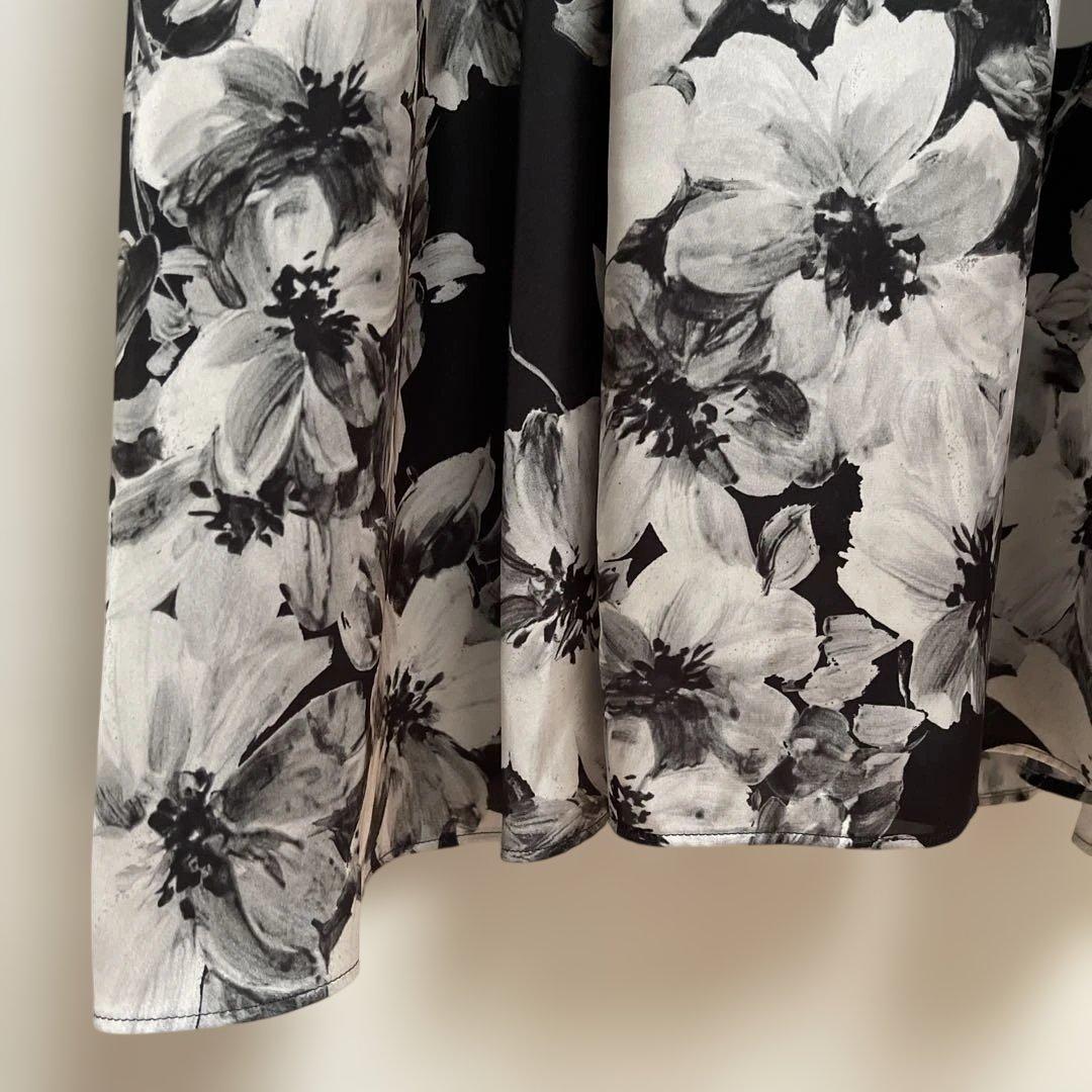 【新品】dinos DAMA ☆ イタリア製生地 フラワープリントワンピース