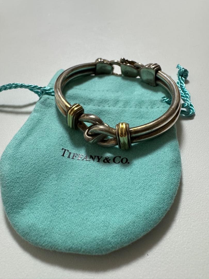 Tiffany & Co. ノットデザインバングル