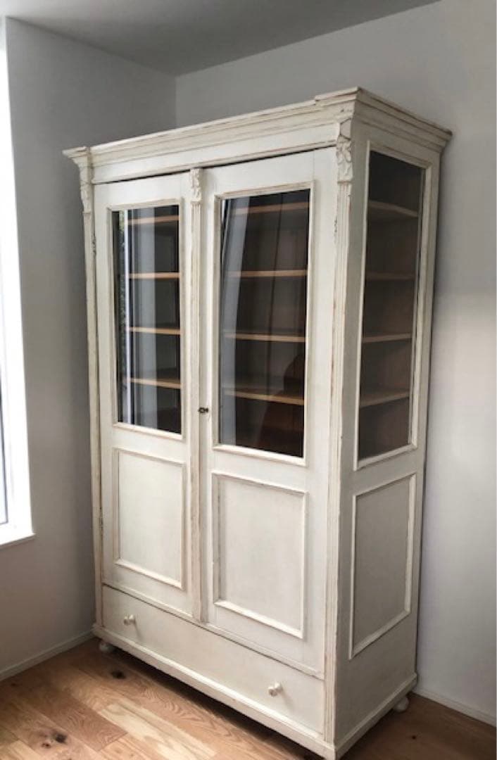 かも　アンティークキャビネット