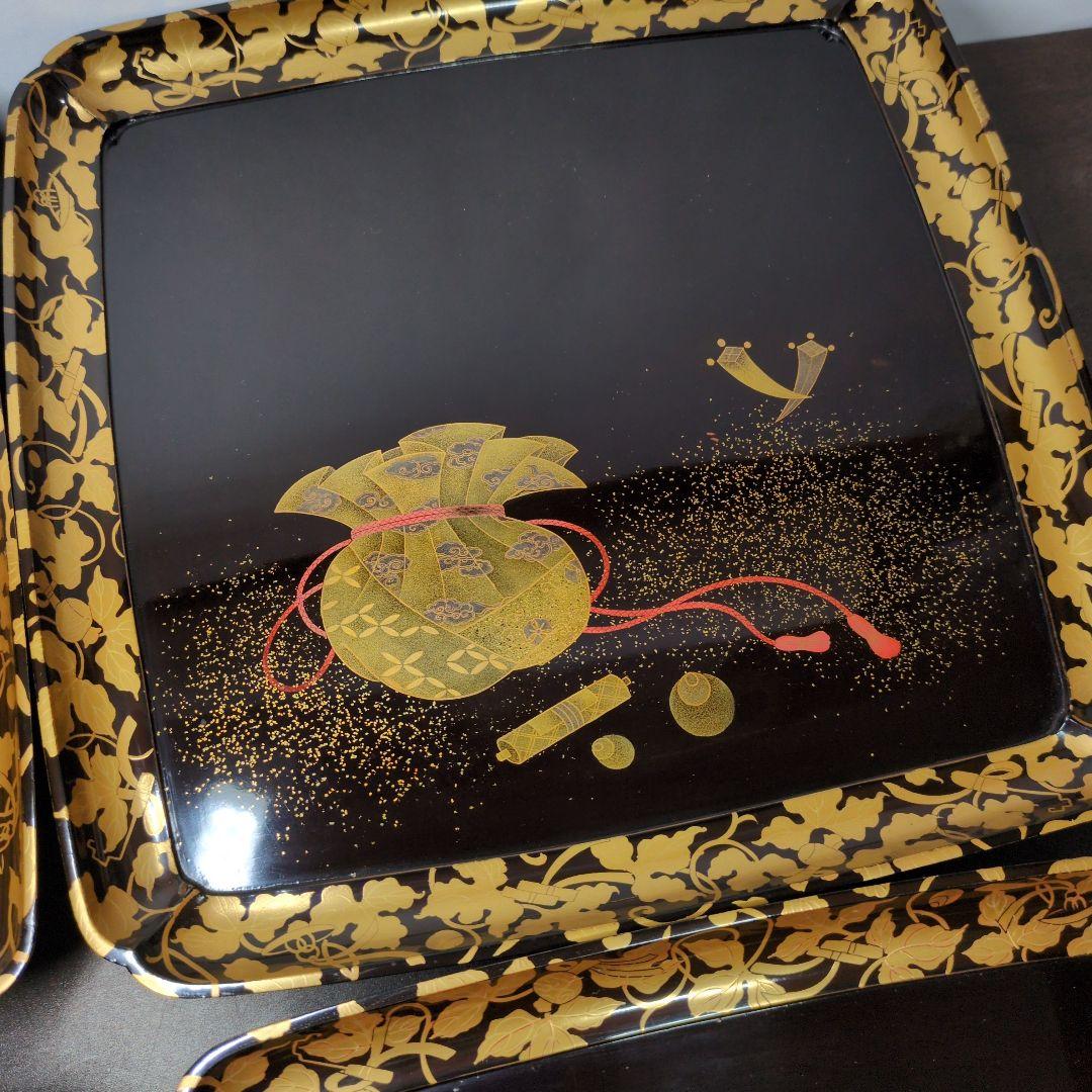 T*i様 時代 金銀蒔絵 宝尽し唐草文 足付き 盆 五客