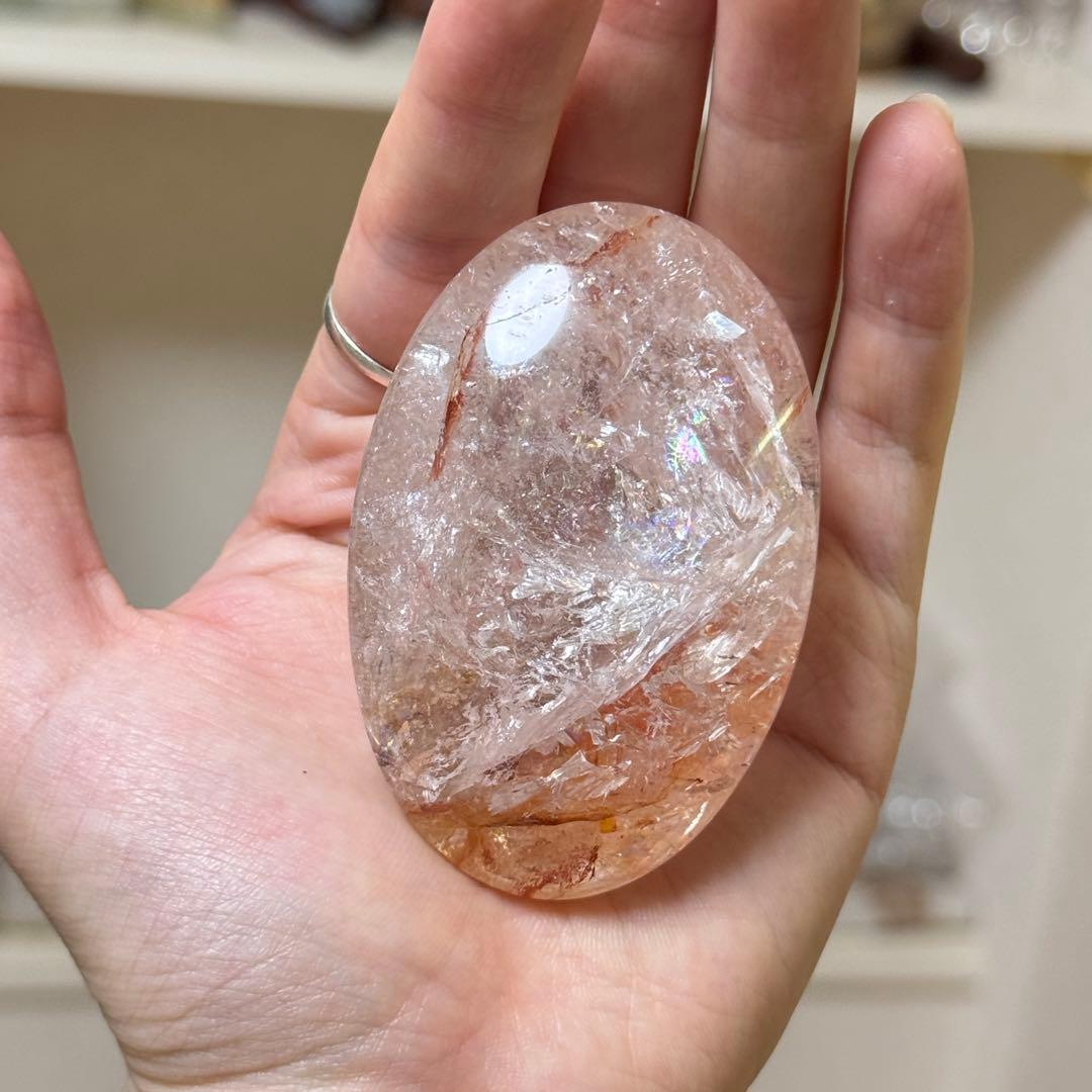 ファイヤクォーツ　握り石　125g NO.395